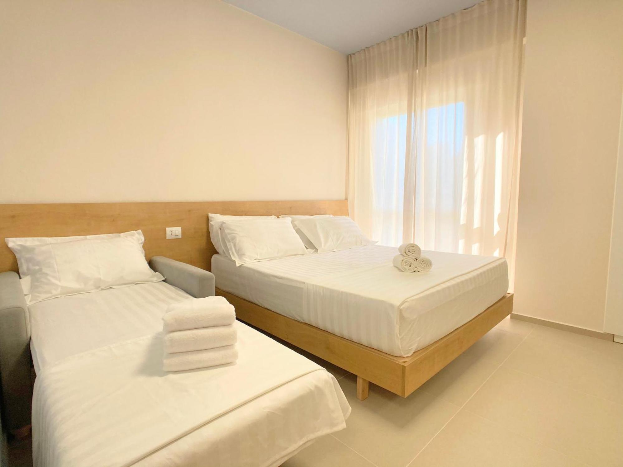 Summer Edition - Home By The Sea 1 - Res Golem (Tirana) Rom bilde